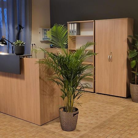 Hotelik Relax H360 Лодз Екстериор снимка
